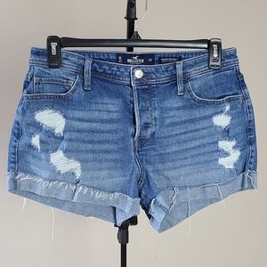 Hollister High Rise Mom Short 3"